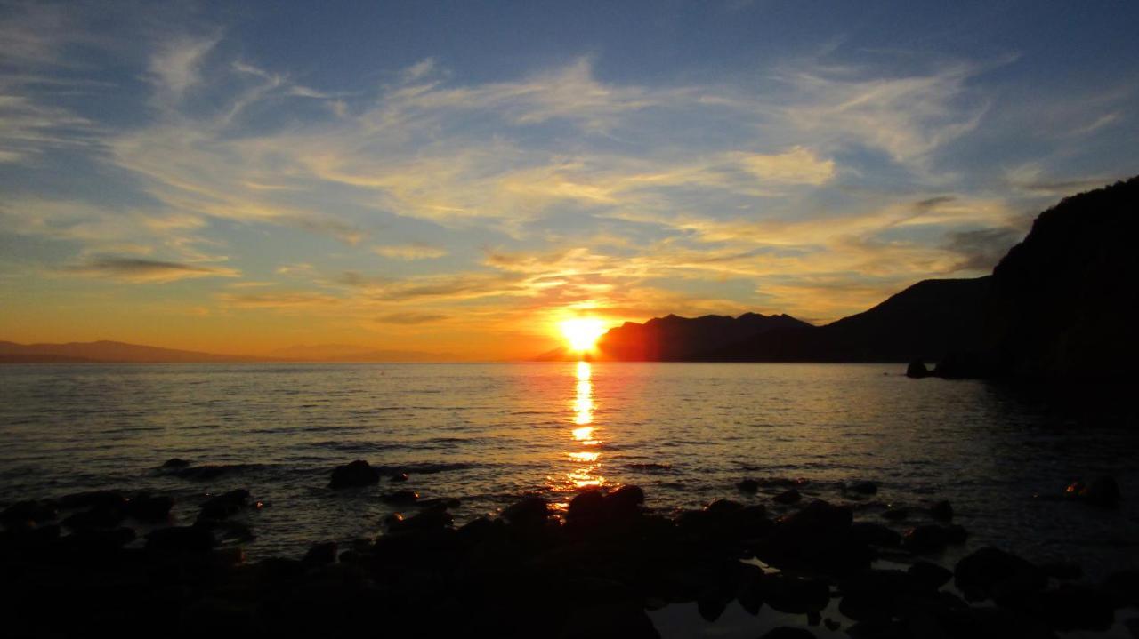 Aurora Apartment Platanias  Bagian luar foto
