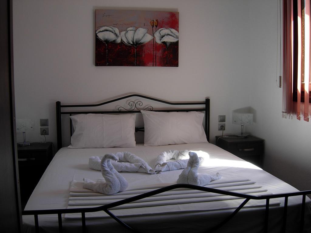 Aurora Apartment Platanias  Bagian luar foto